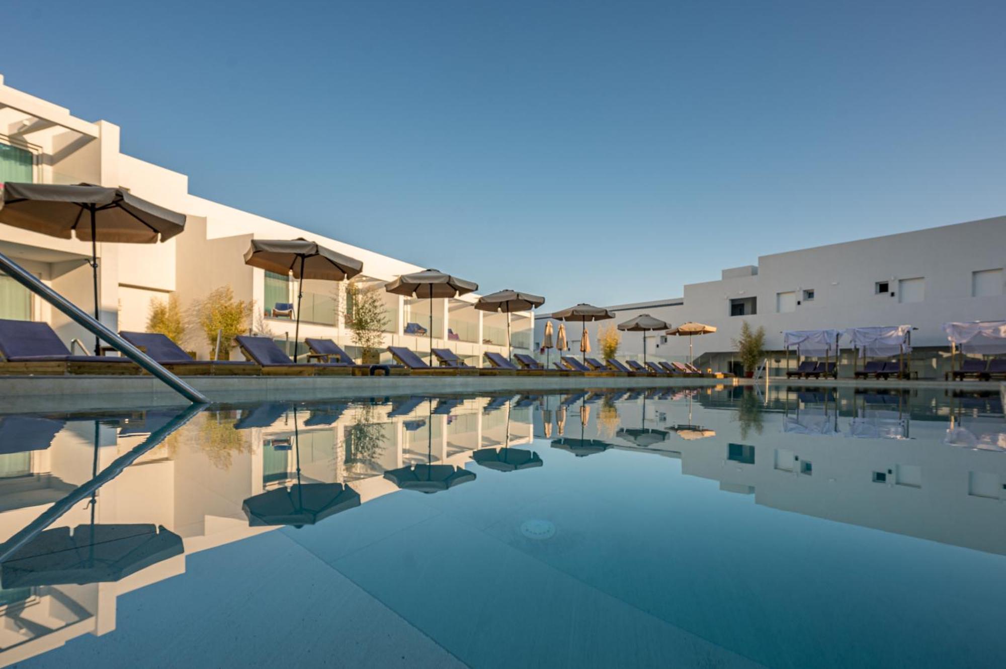 טרגקי Mirage Bleu Hotel מראה חיצוני תמונה