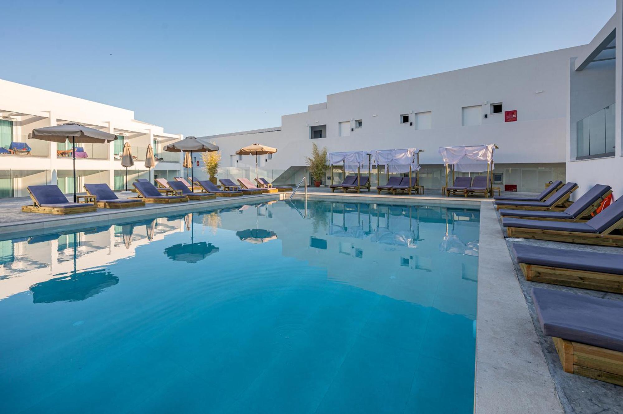 טרגקי Mirage Bleu Hotel מראה חיצוני תמונה