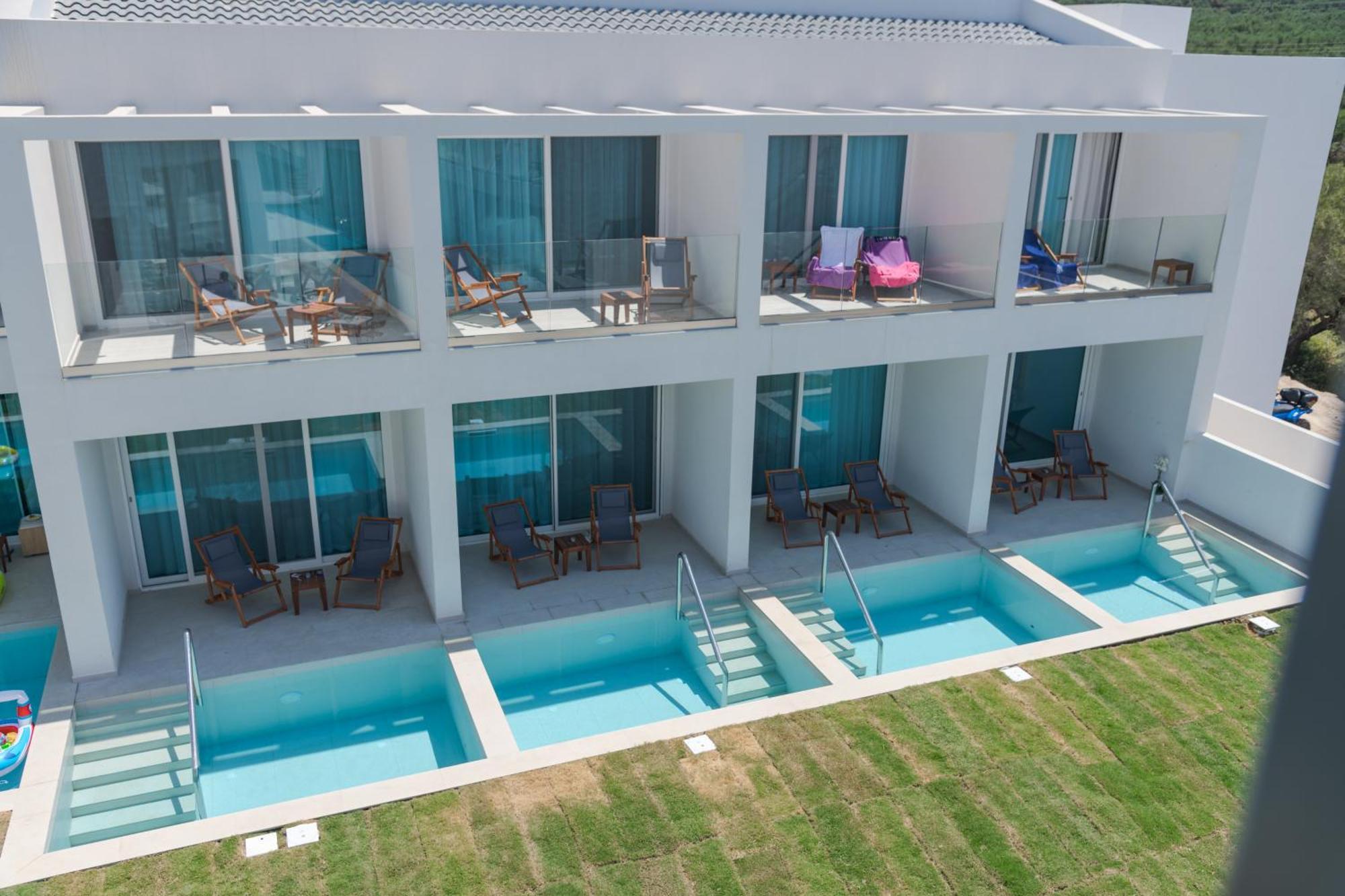 טרגקי Mirage Bleu Hotel מראה חיצוני תמונה