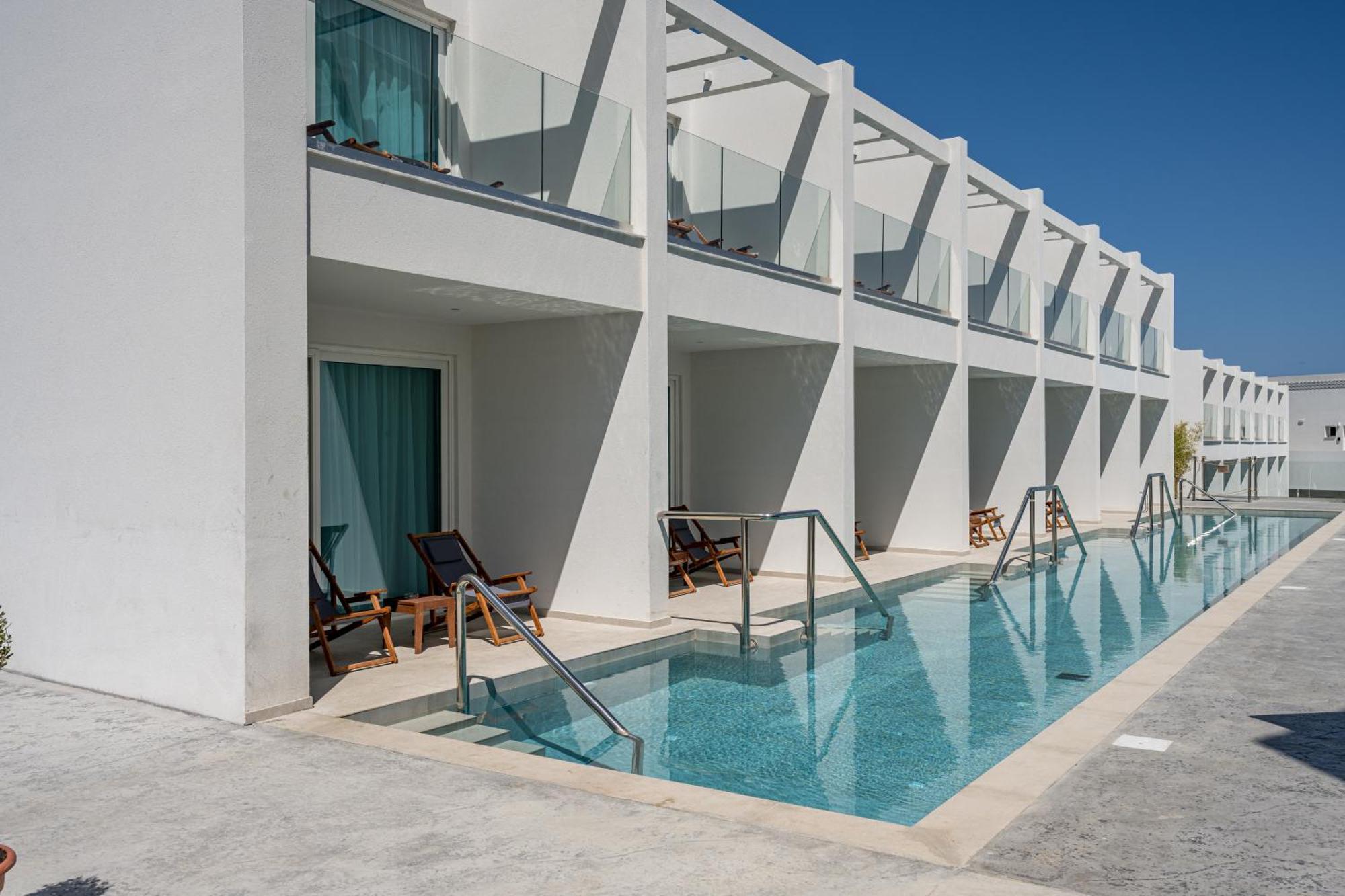 טרגקי Mirage Bleu Hotel מראה חיצוני תמונה